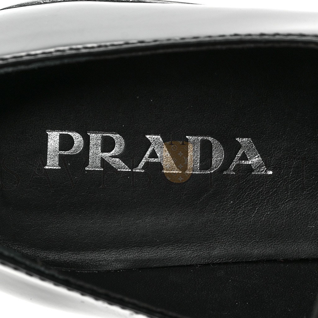 PRADA SPAZZOLATO METAL TRIANGLE LOGO 50MM LUG SOLE LOAFERS 39 BLACK PRADA SPAZZOLATO METAL TRIANGLE LOGO 50MM LUG SOLE LOAFERS 39 BLACK