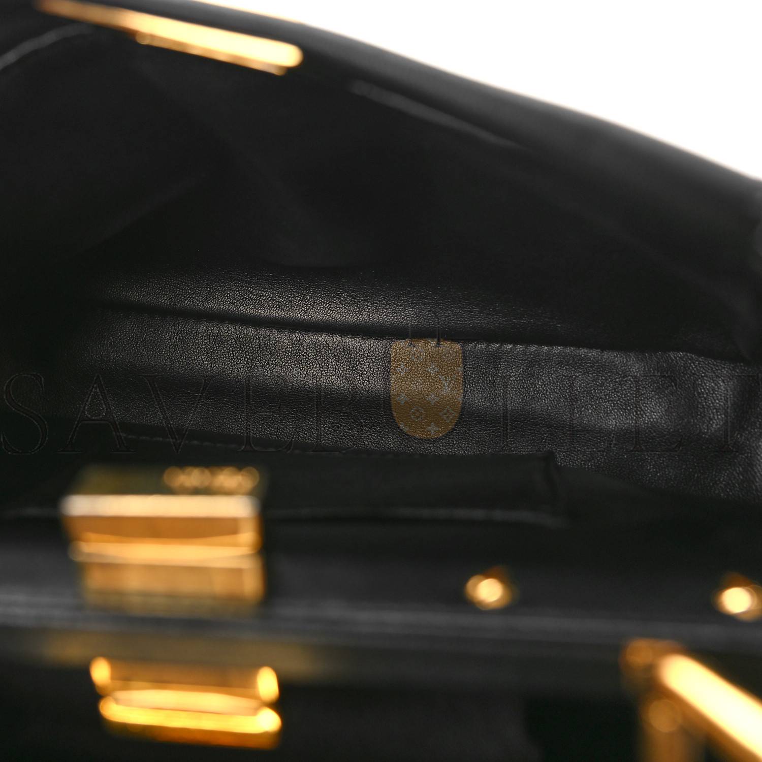 FENDI NAPPA MINI PEEKABOO ICONIC SATCHEL BLACK (23*17*11cm) FENDI NAPPA MINI PEEKABOO ICONIC SATCHEL BLACK (23*17*11cm)