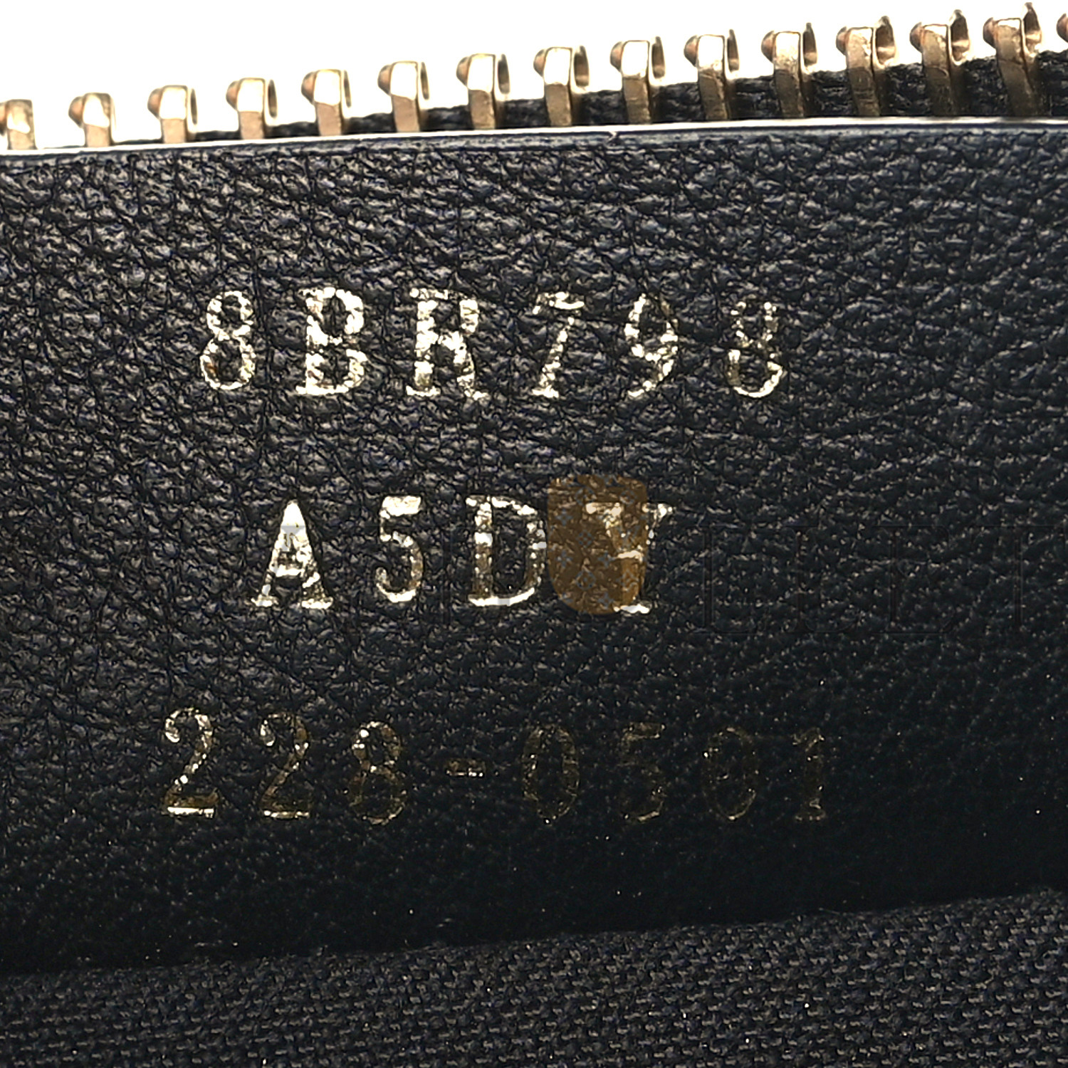 FENDI VITELLO GRACE MATTE SMALL FENDIGRAPHY HOBO BAG BLACK (28*23*10cm) FENDI VITELLO GRACE MATTE SMALL FENDIGRAPHY HOBO BAG BLACK (28*23*10cm)
