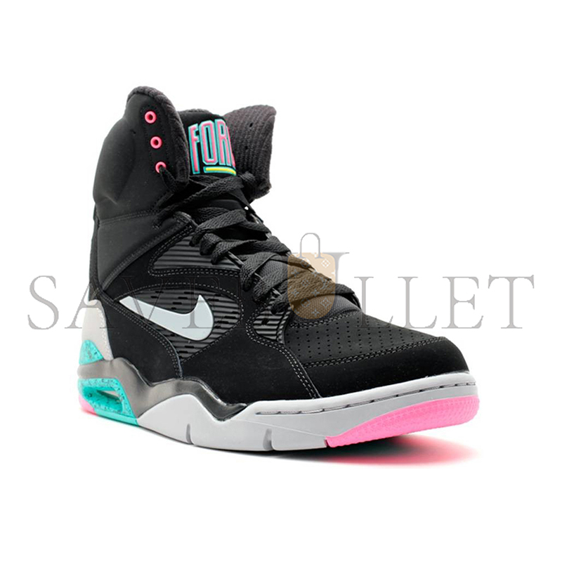 NIKE AIR COMMAND FORCE SPURS 684715-001