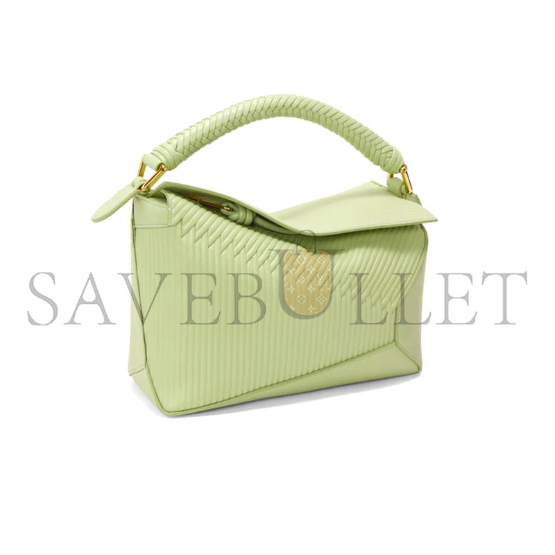 LOEWE SMALL PUZZLE BAG IN CALFSKIN A510P60X72-3916 (24*16.5*10.5cm) LOEWE SMALL PUZZLE BAG IN CALFSKIN A510P60X72-3916 (24*16.5*10.5cm)