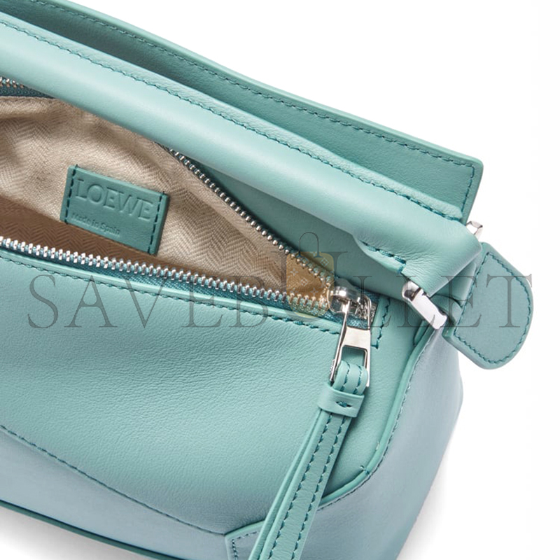 LOEWE SMALL PUZZLE EDGE BAG IN CLASSIC CALFSKIN A510P60X41-4412 (24*16.5*10.5cm) LOEWE SMALL PUZZLE EDGE BAG IN CLASSIC CALFSKIN A510P60X41-4412 (24*16.5*10.5cm)