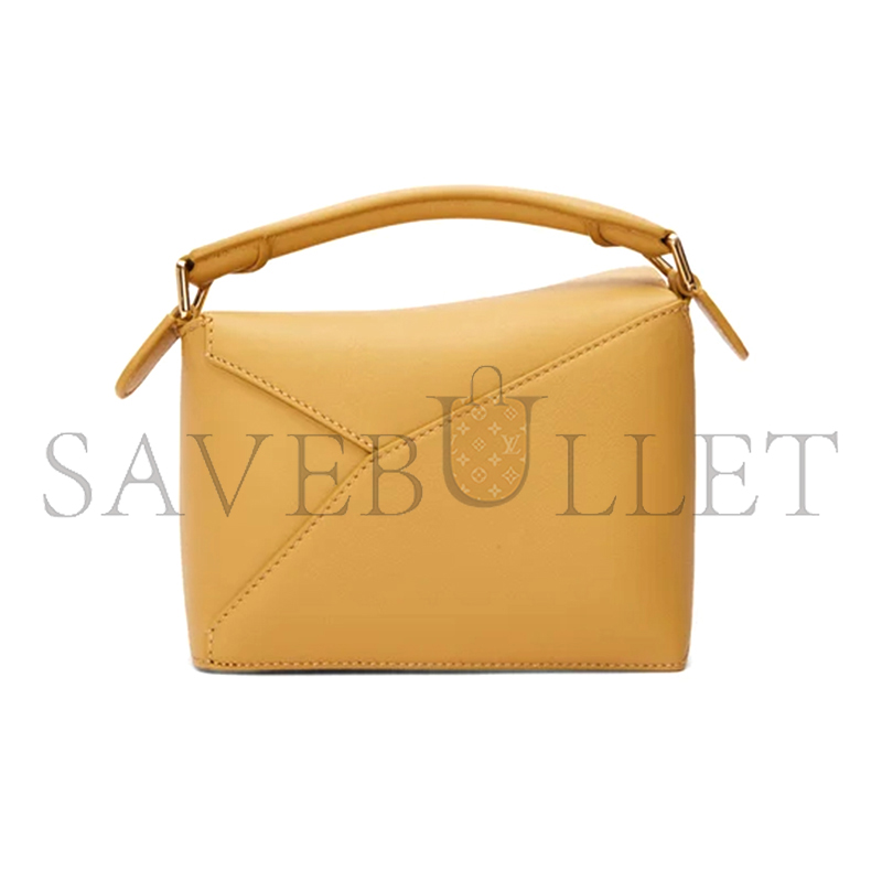 LOEWE MINI PUZZLE EDGE BAG IN CLASSIC CALFSKIN A510P88X26-6715 (18*12.5*8cm) LOEWE MINI PUZZLE EDGE BAG IN CLASSIC CALFSKIN A510P88X26-6715 (18*12.5*8cm)