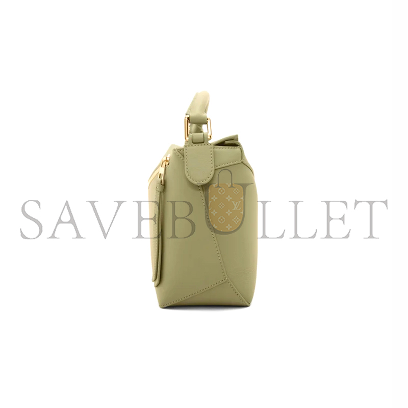 LOEWE SMALL PUZZLE EDGE BAG IN CLASSIC CALFSKIN A510P60X41-4787 (24*16.5*10.5cm) LOEWE SMALL PUZZLE EDGE BAG IN CLASSIC CALFSKIN A510P60X41-4787 (24*16.5*10.5cm)