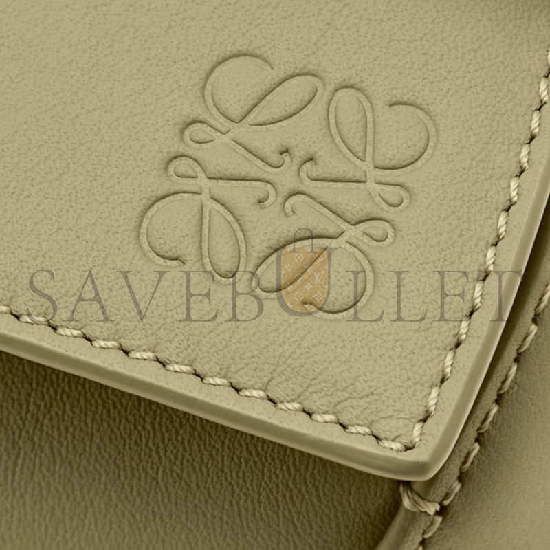 LOEWE SMALL PUZZLE EDGE BAG IN CLASSIC CALFSKIN A510P60X41-4787 (24*16.5*10.5cm) LOEWE SMALL PUZZLE EDGE BAG IN CLASSIC CALFSKIN A510P60X41-4787 (24*16.5*10.5cm)