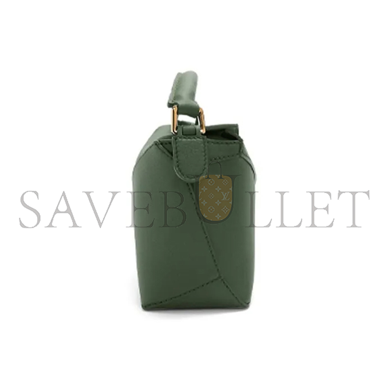 LOEWE MINI PUZZLE EDGE BAG IN CLASSIC CALFSKIN A510P88X26-4360 (18*12.5*8cm)