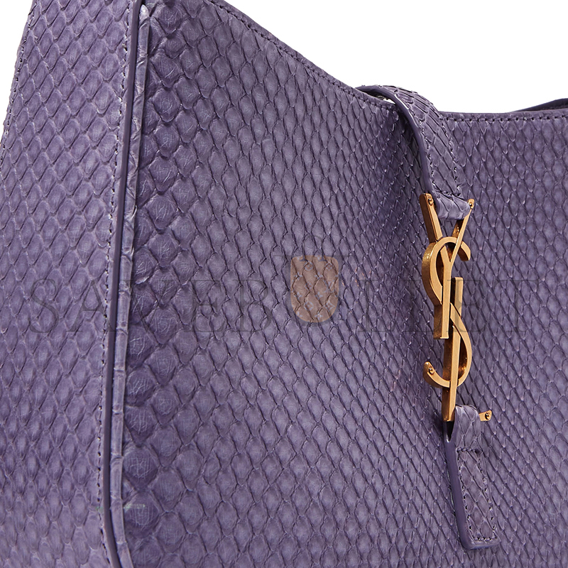 YSL LE 5 À 7 IN PYTHON 657228EAAAH5402 (23*16*6.5cm)