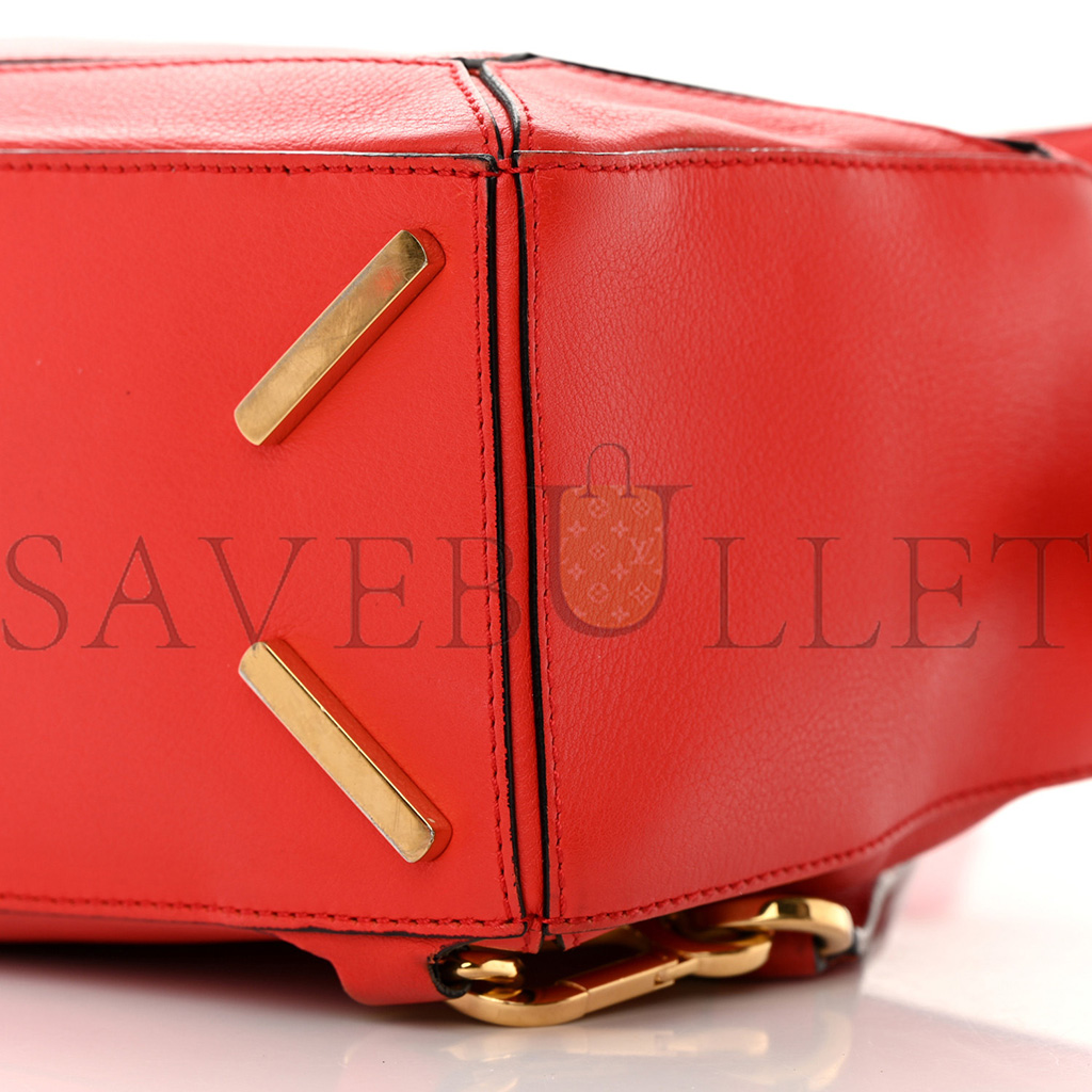 LOEWE CALFSKIN SMALL PUZZLE BAG SCARLET (24*16.5*10.5cm) LOEWE CALFSKIN SMALL PUZZLE BAG SCARLET (24*16.5*10.5cm)