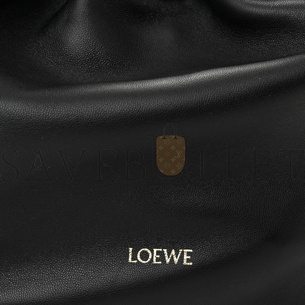 LOEWE NAPPA SMALL SQUEEZE BAG BLACK (29*24*10.5cm) LOEWE NAPPA SMALL SQUEEZE BAG BLACK (29*24*10.5cm)