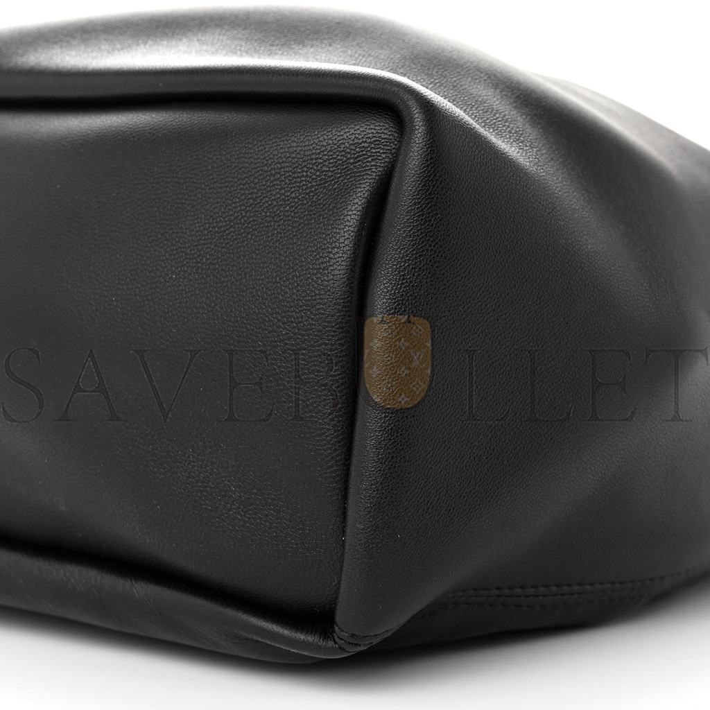LOEWE NAPPA SMALL SQUEEZE BAG BLACK (29*24*10.5cm) LOEWE NAPPA SMALL SQUEEZE BAG BLACK (29*24*10.5cm)