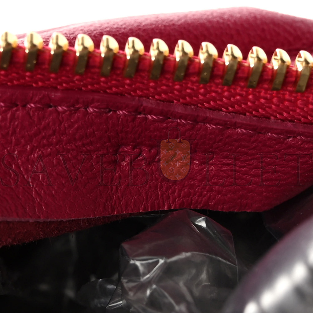 LOEWE LAMBSKIN PLEATED BRACELET POUCH SHOULDER BAG ROUGE BLOSSOMS (25*10*10cm) LOEWE LAMBSKIN PLEATED BRACELET POUCH SHOULDER BAG ROUGE BLOSSOMS (25*10*10cm)