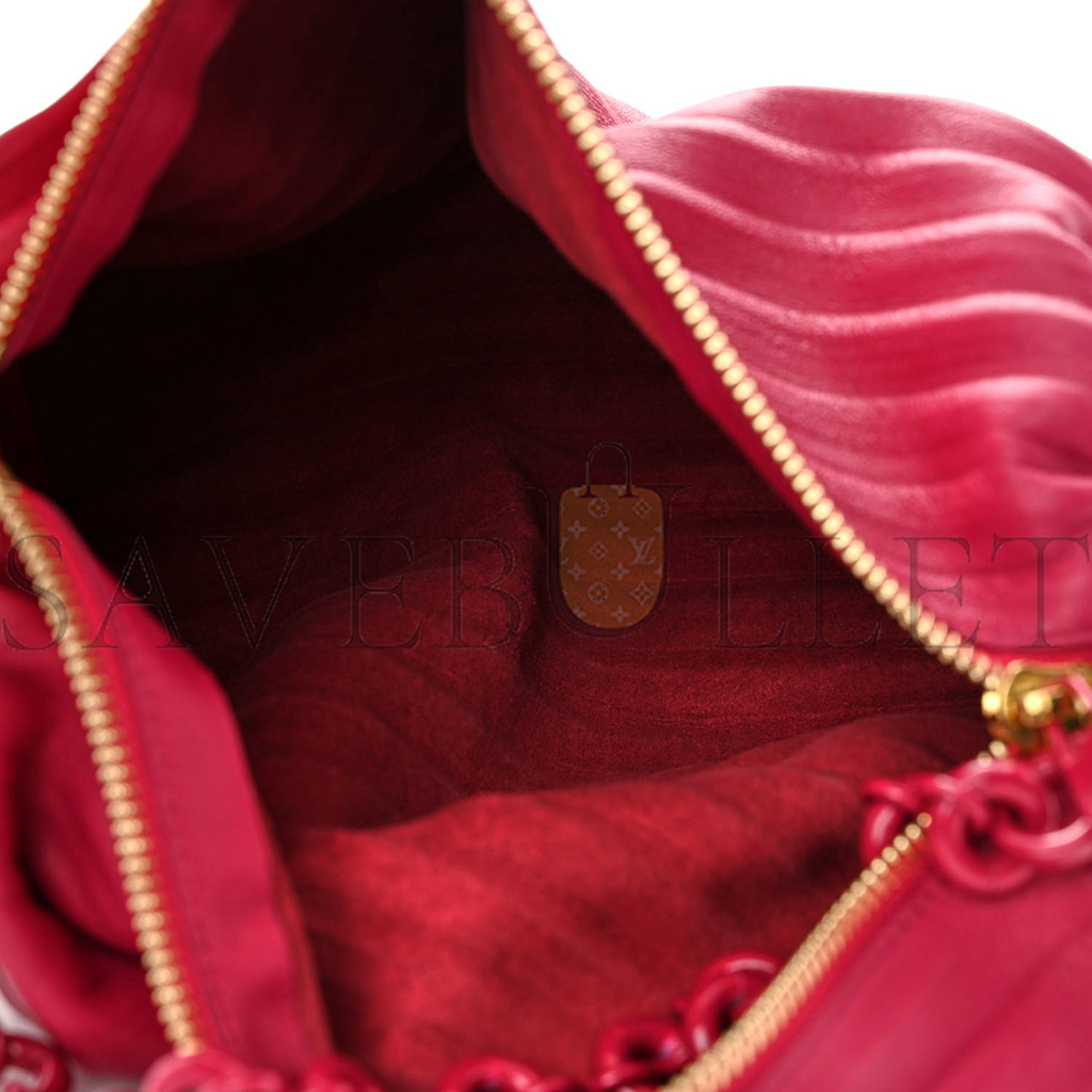 LOEWE LAMBSKIN PLEATED BRACELET POUCH SHOULDER BAG ROUGE BLOSSOMS (25*10*10cm) LOEWE LAMBSKIN PLEATED BRACELET POUCH SHOULDER BAG ROUGE BLOSSOMS (25*10*10cm)