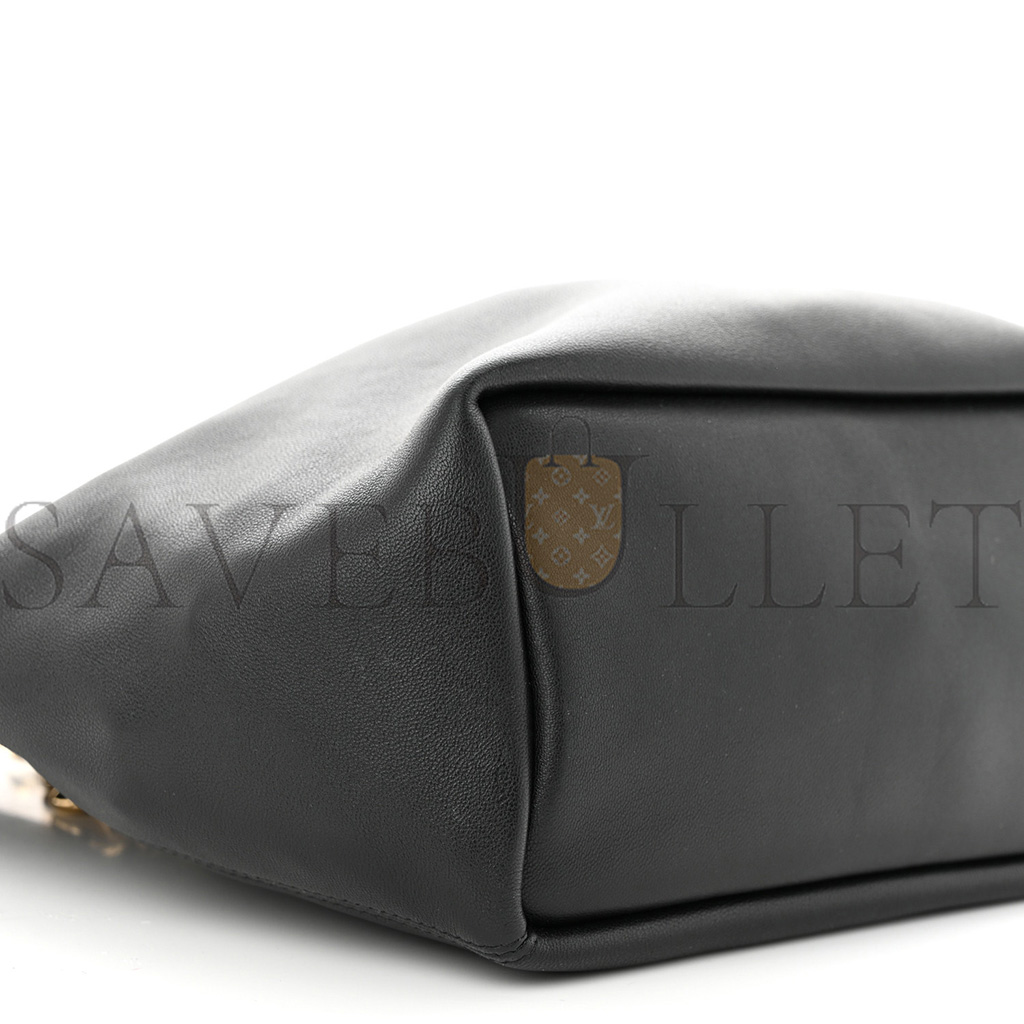 LOEWE NAPPA MEDIUM SQUEEZE BAG BLACK (29*20*11cm) LOEWE NAPPA MEDIUM SQUEEZE BAG BLACK (29*20*11cm)