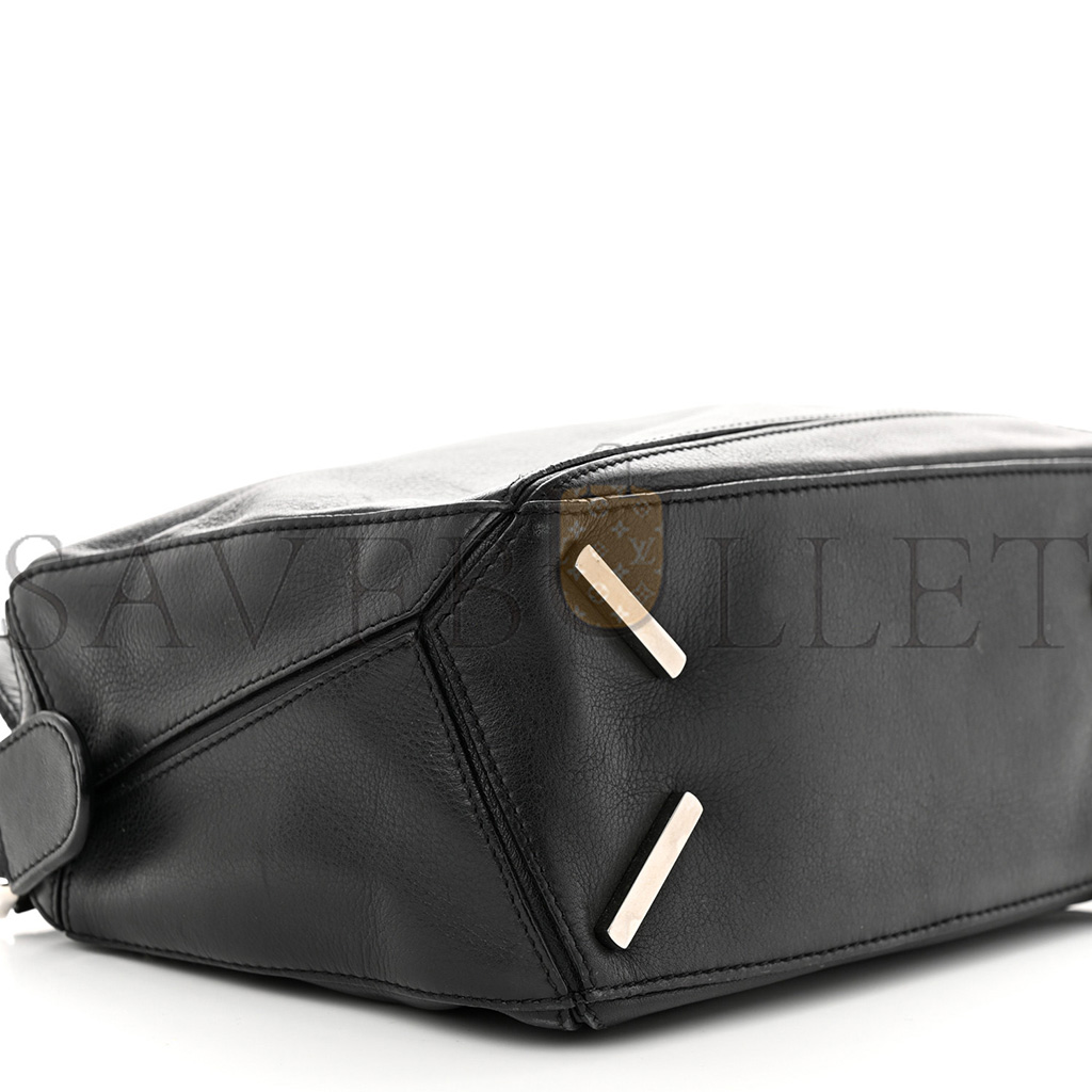 LOEWE CALFSKIN SMALL PUZZLE BAG BLACK (24*16.5*10.5cm) LOEWE CALFSKIN SMALL PUZZLE BAG BLACK (24*16.5*10.5cm)