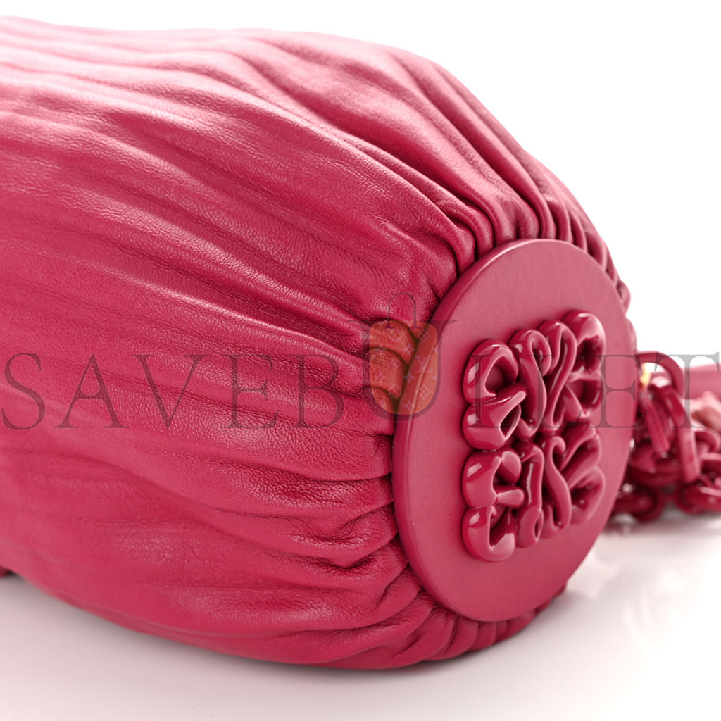 LOEWE LAMBSKIN PLEATED BRACELET POUCH SHOULDER BAG ROUGE BLOSSOMS (25*10*10cm) LOEWE LAMBSKIN PLEATED BRACELET POUCH SHOULDER BAG ROUGE BLOSSOMS (25*10*10cm)