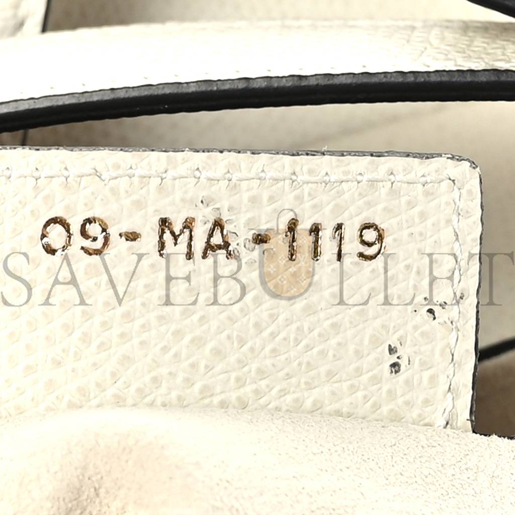 DIOR GRAINED CALFSKIN SADDLE BAG WHITE (24*20*7cm) DIOR GRAINED CALFSKIN SADDLE BAG WHITE (24*20*7cm)