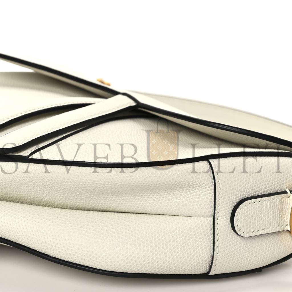 DIOR GRAINED CALFSKIN SADDLE BAG WHITE (24*20*7cm) DIOR GRAINED CALFSKIN SADDLE BAG WHITE (24*20*7cm)