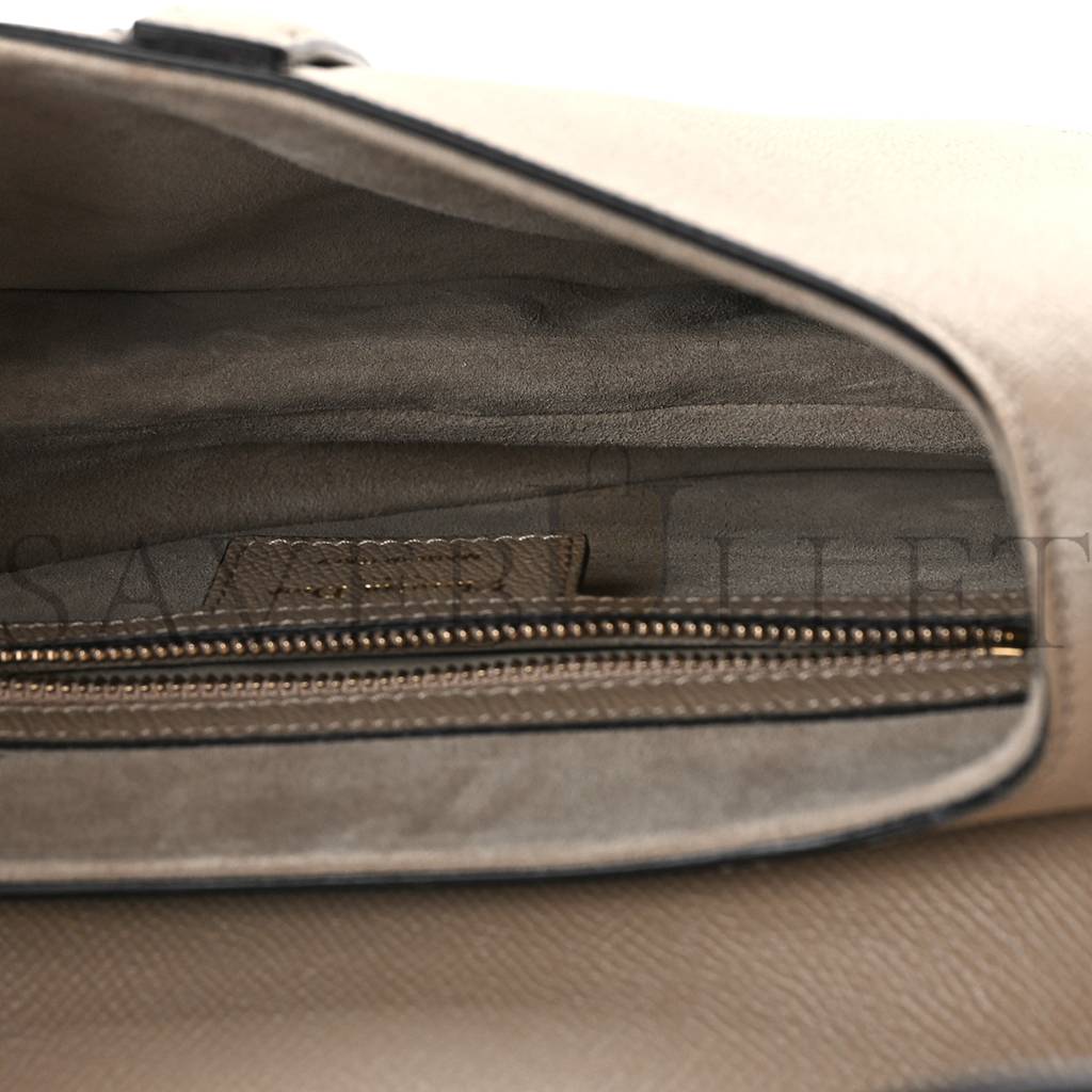 DIOR GRAINED CALFSKIN SADDLE BAG WITH STRAP WARM TAUPE (25*20*7cm) DIOR GRAINED CALFSKIN SADDLE BAG WITH STRAP WARM TAUPE (25*20*7cm)