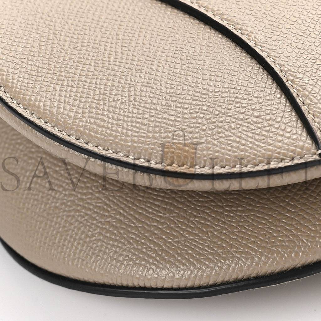 DIOR GRAINED CALFSKIN SADDLE BAG WITH STRAP WARM TAUPE (25*20*7cm) DIOR GRAINED CALFSKIN SADDLE BAG WITH STRAP WARM TAUPE (25*20*7cm)